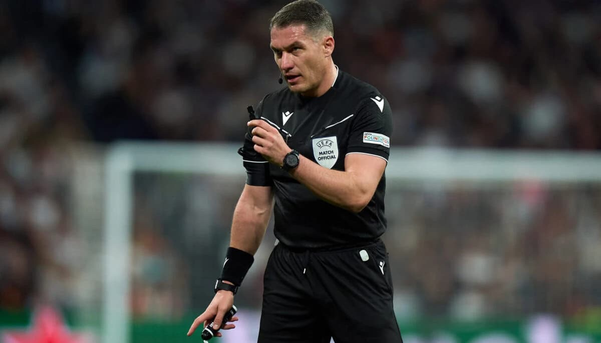 Mesajul postat de FIFA, înaintea meciului istoric pe care Istvan Kovacs îl va arbitra la Mondial