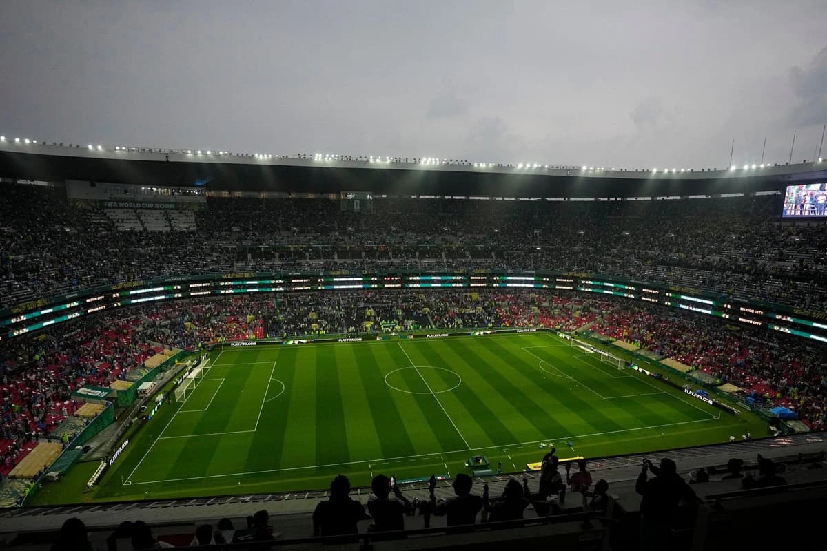 Mexico v England LIVE: Fifa backtrack on World Cup last-16 kick-off change amid storm threat