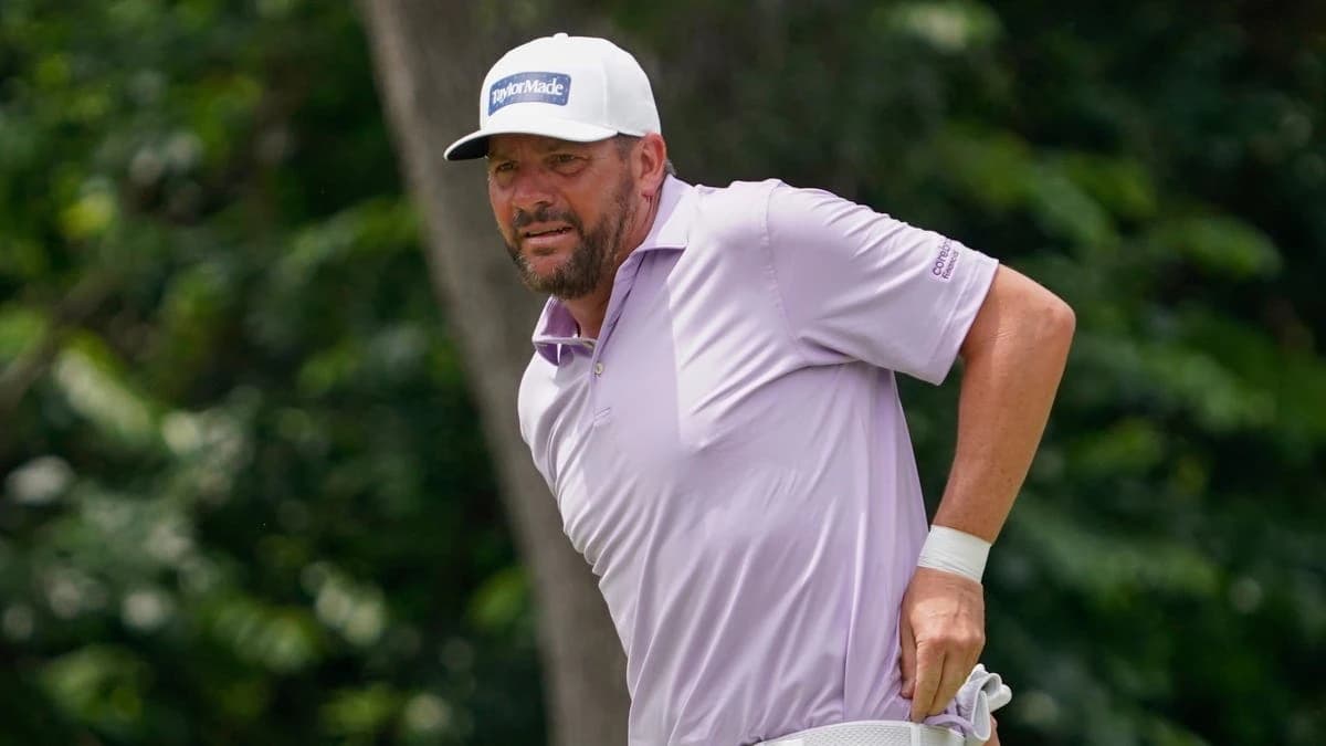 Michael Block finds himself in a hilarious dilemma at PGA Professional Championship