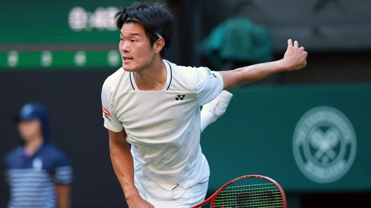 Michael Zheng’s Run at Wimbledon Ends in Third Round