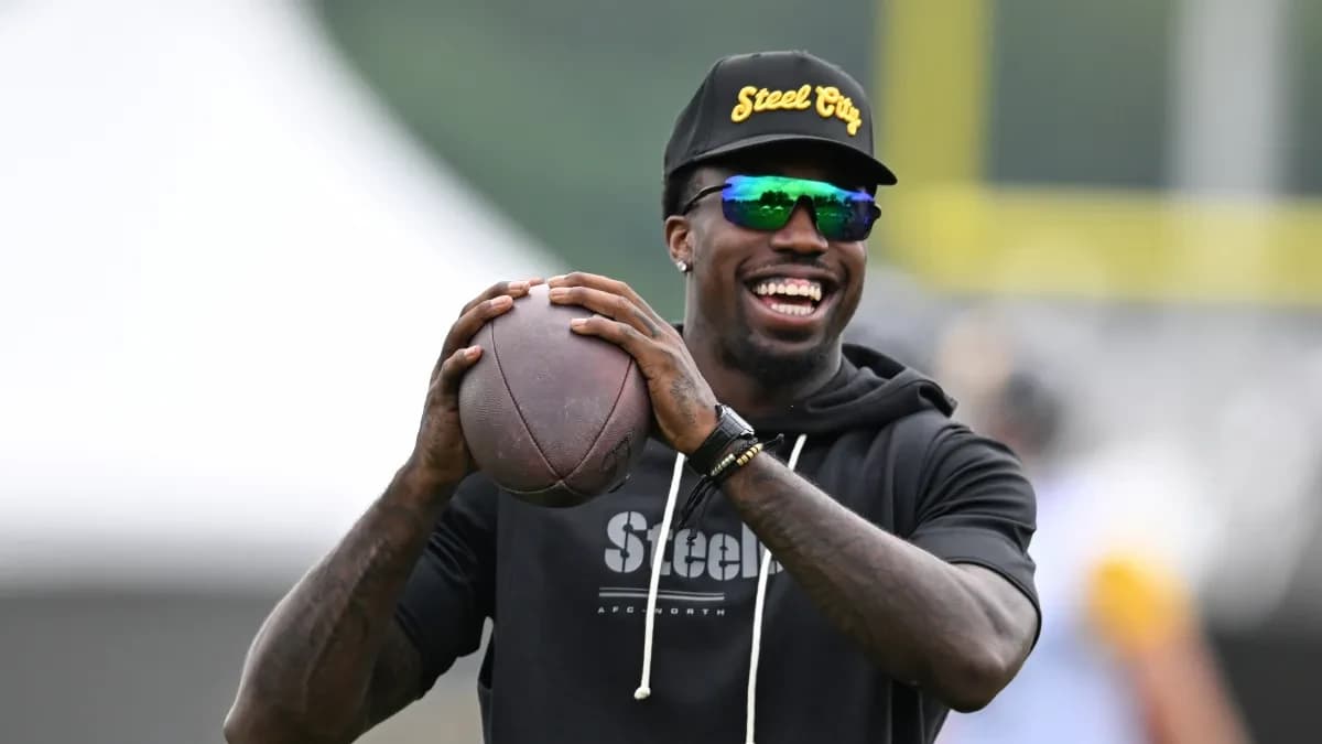 Mike McCarthy admits Steelers are stuck in Joey Porter Jr. situation