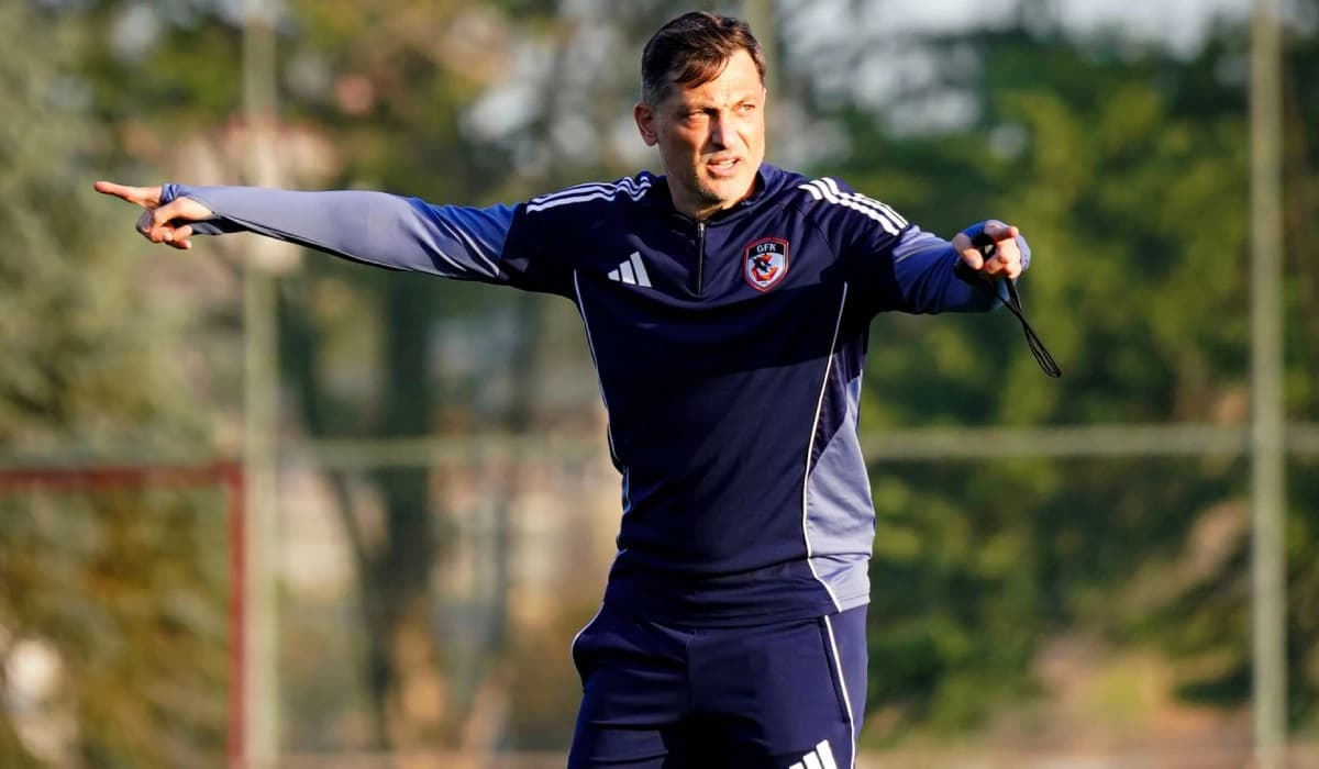 Mirel Rădoi transferă de la U Cluj. Șumudică l-a dat de gol: “Să vă dau o informație”