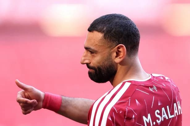 Mohamed Salah's agent sets record straight on Liverpool legend after U-turn prediction made