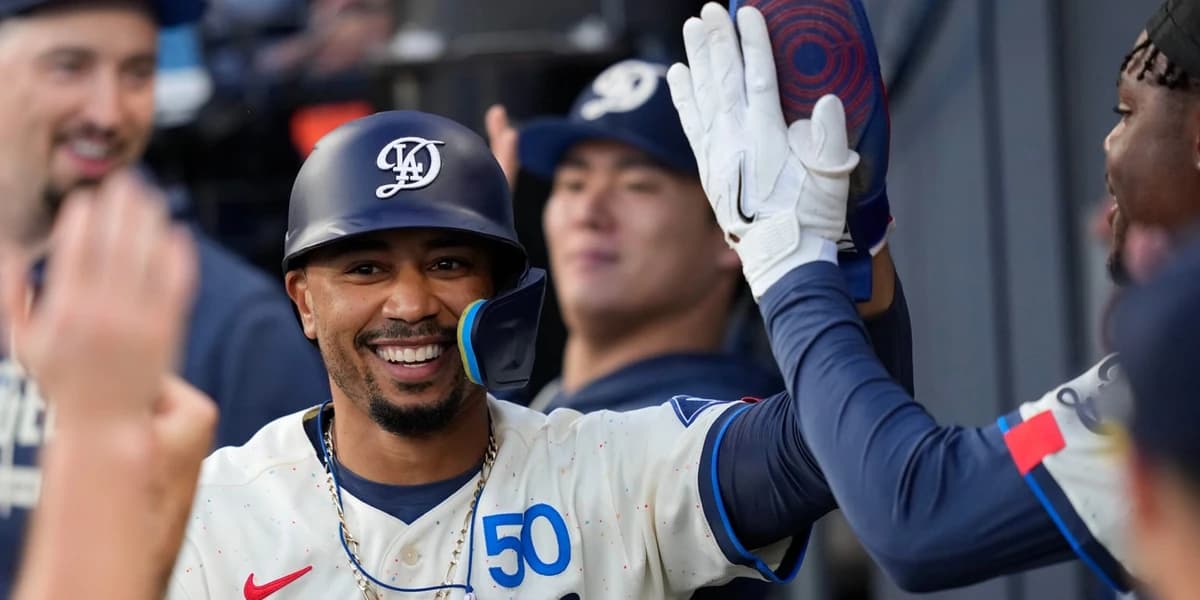 Mookie's sizzling September continues with 4-hit game