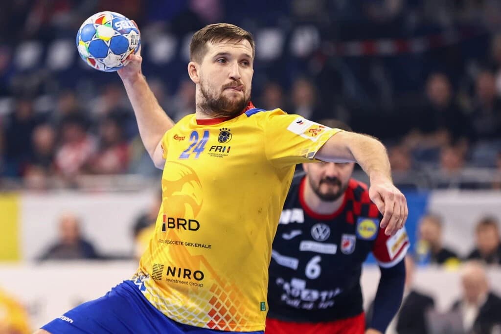Multiplu campion național cu Dinamo, handbalistul Nicușor Negru revine la CSM București