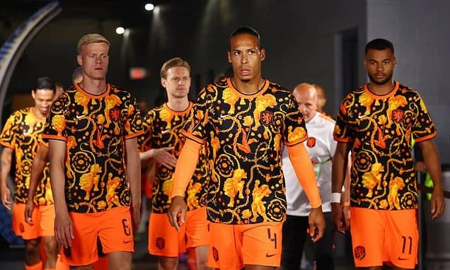 Netherlands vs Japan - World Cup Group F LIVE: Ronald Koeman's side get their campaign started in Da