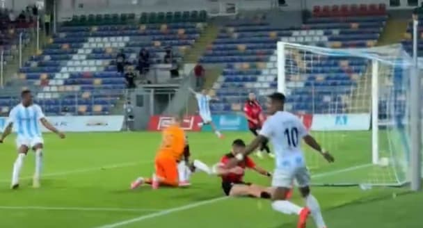 Neverosimil! În minutul 87 conduceau cu 2-0, însă a urmat dezastrul: CINCI goluri până la final și O
