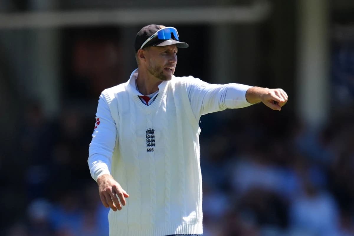 New-look England make steady start against New Zealand under Joe Root’s guidance