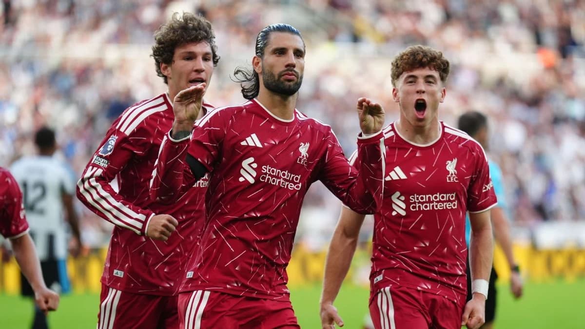 Newcastle 2-2 Liverpool: Dominik Szoboszlai scores last-gasp penalty as points shared at St. James P