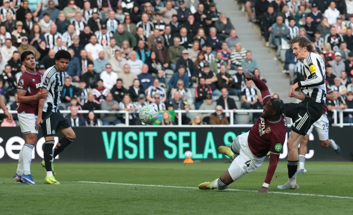 Newcastle - West Ham 3-1, pe VOYO | ”Ciocănarii”, KO! Rezultat excelent pentru Tottenham și Drăgușin
