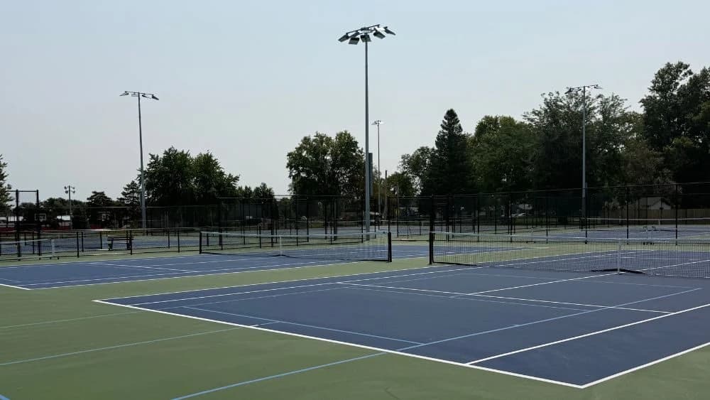 Newton Tennis Coach Hopes New Tennis Courts Spur More Interest In Young Players - KNIA