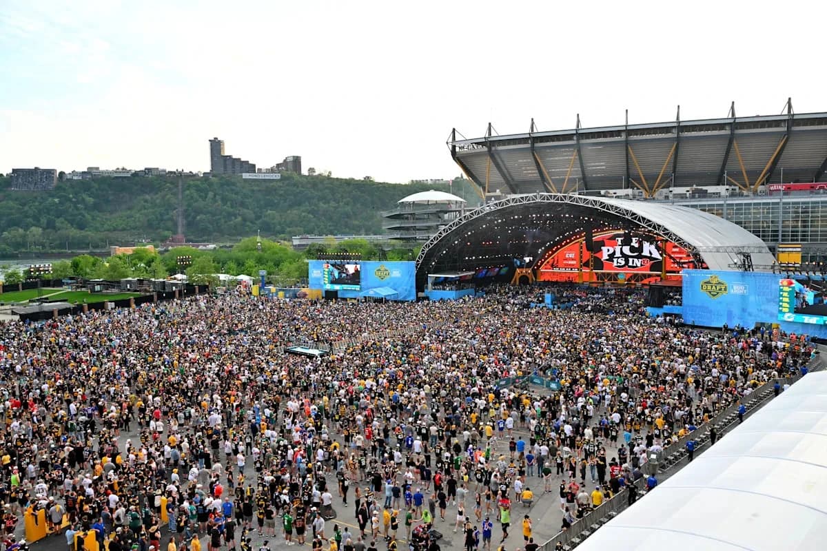NFL Draft in Pittsburgh sets onsite attendance record, third-best viewership mark