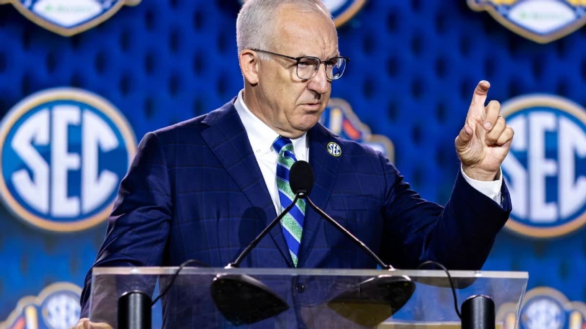 NFL, NBA, WNBA players cannot return, SEC says