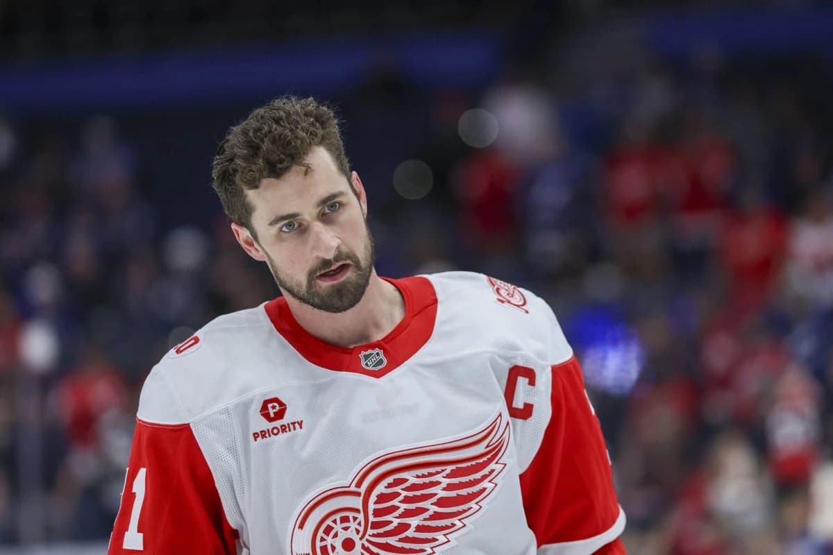 NHL offseason concern-o-meter: The Larkin stalemate, Ducks’ cap outlook and more