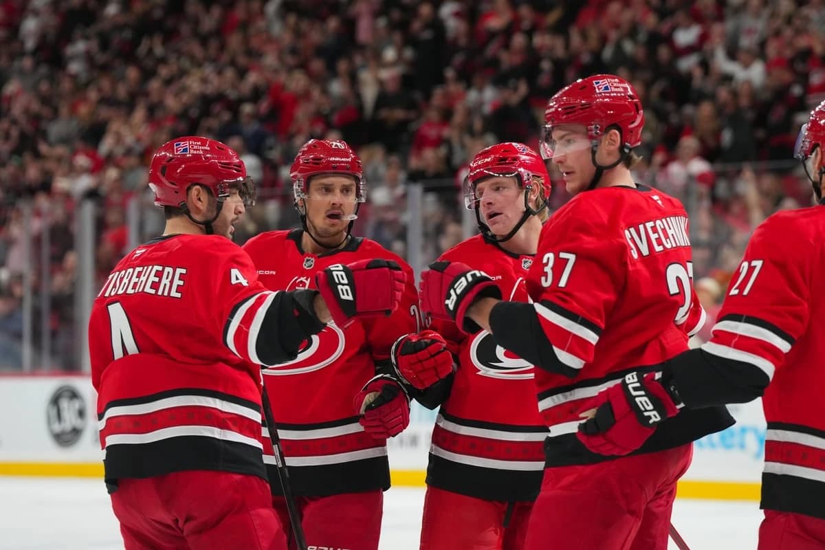 NHL power rankings: Reigning Cup-winning Hurricanes back on top