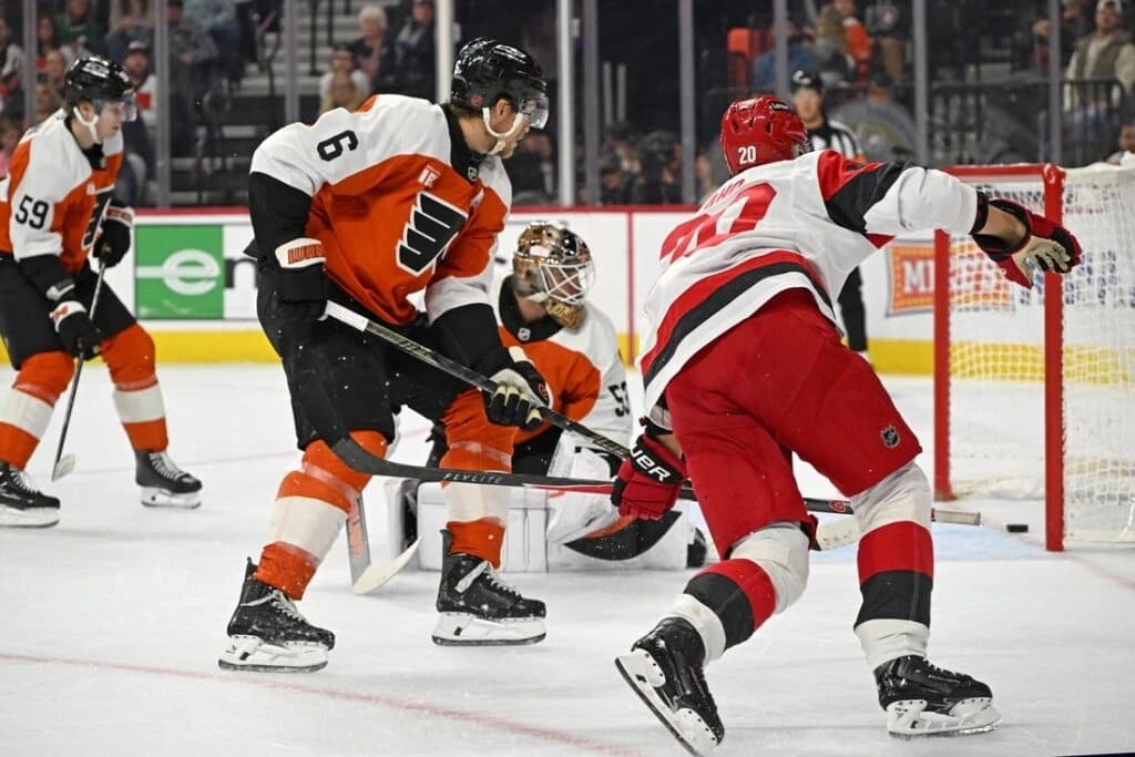 NHL roundup: With fifth straight victory, Canes keep Flyers winless