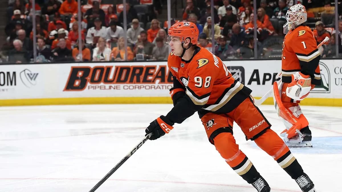 NHL rumors: Ducks facing yet another offer sheet dilemma after Flyers’ Leo Carlsson bombshell