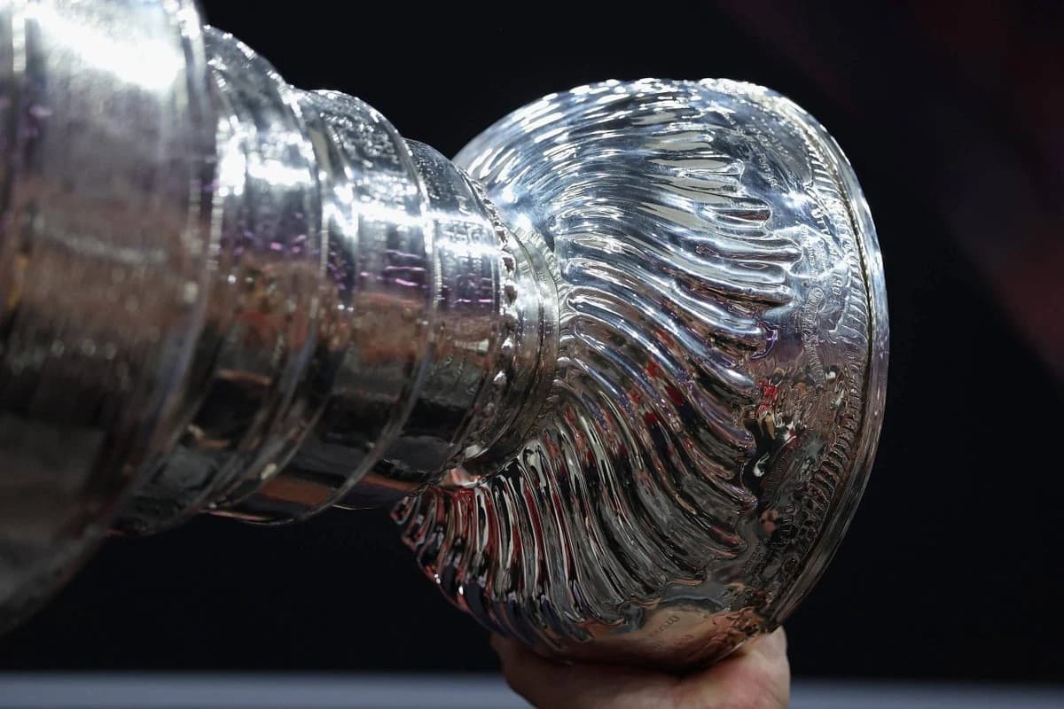 NHL Stanley Cup Final predictions: Surveying coaches and team execs on Golden Knights-Hurricanes