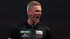 Nijman emulates Van Gerwen with fifth title in a year