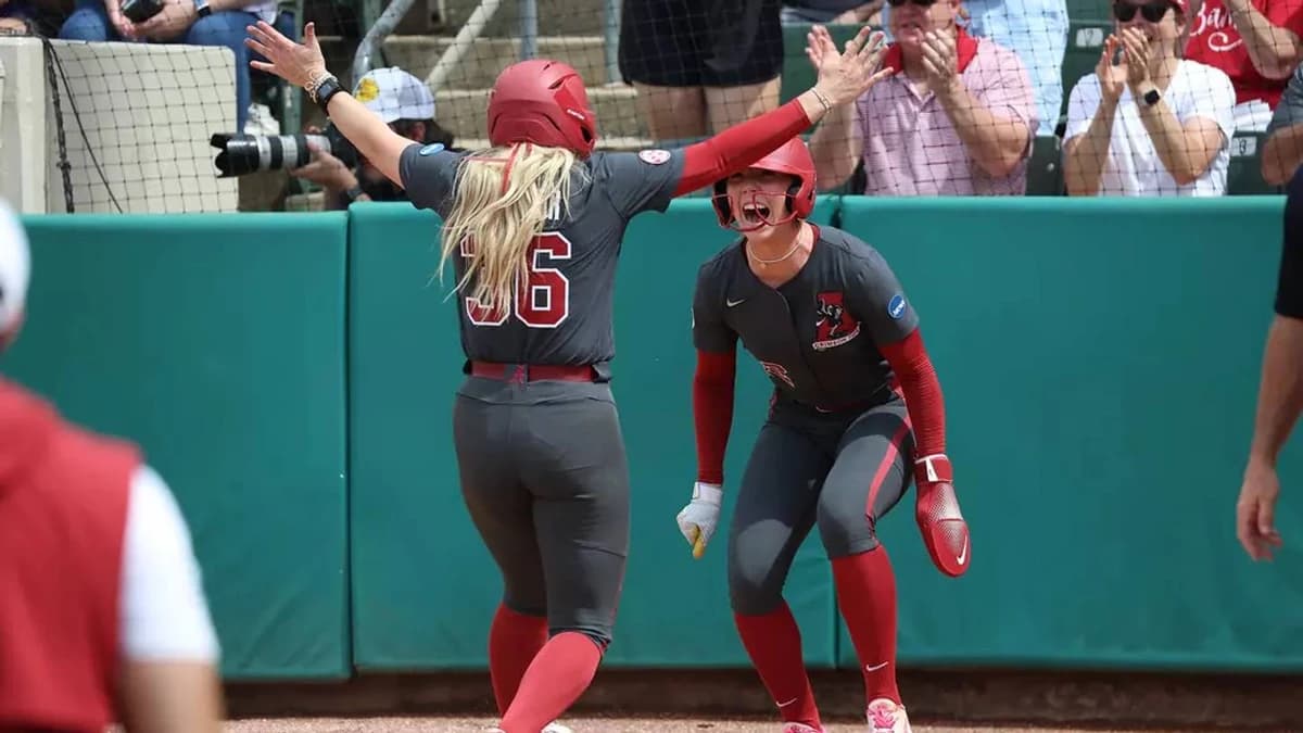 No. 1 Alabama Punches Ticket to WCWS for 16th Time with Sweep over No. 16 LSU