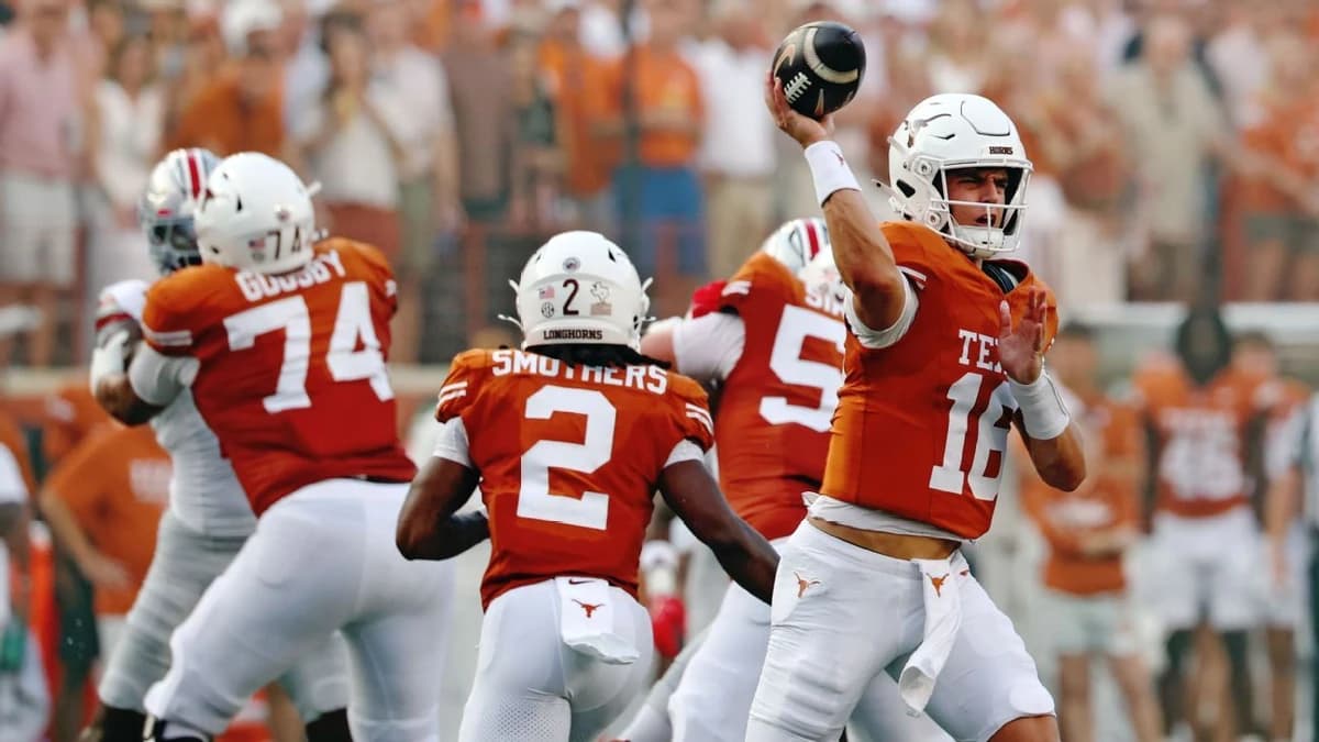 No. 4 Texas mounts late rally, shocks No. 1 Ohio State