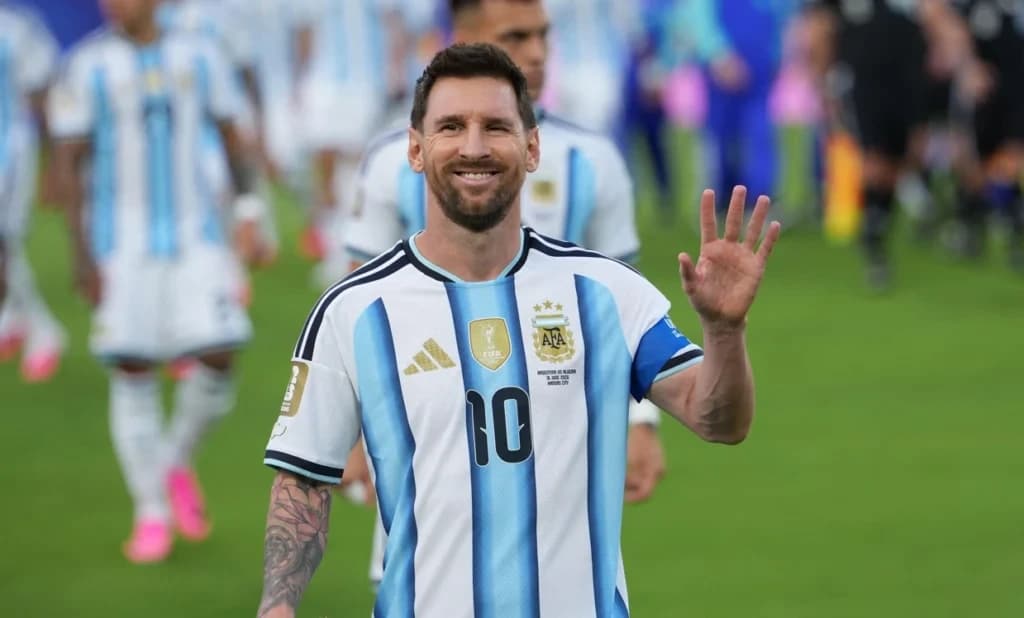 Noaptea starurilor la Cupa Mondială 2026: Spectacol făcut de Haaland și Messi. Recorduri uluitoare p