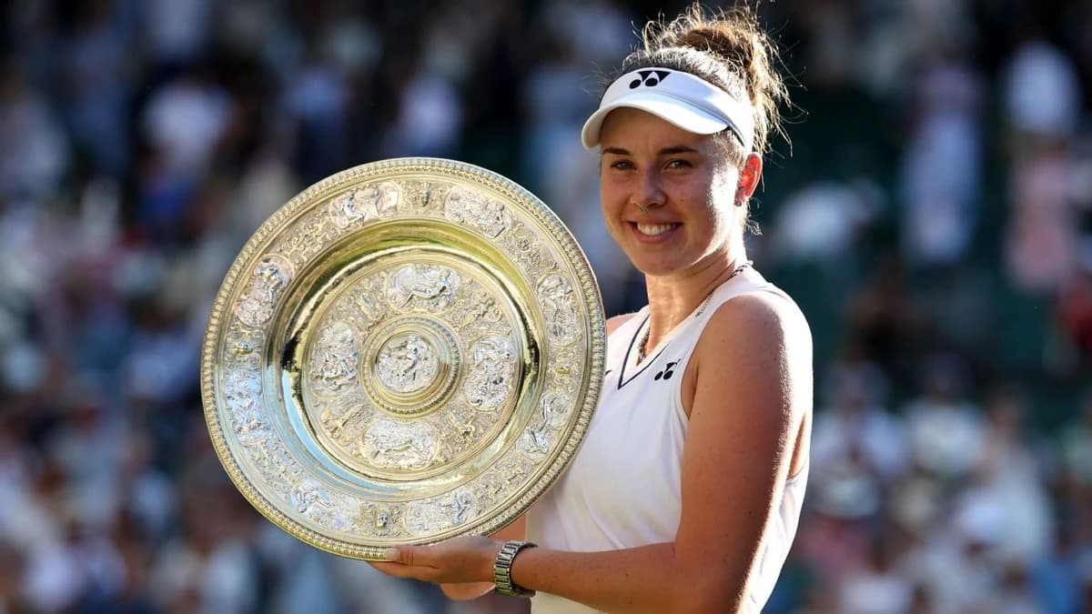 Noskova outlasts Muchova in Wimbledon final