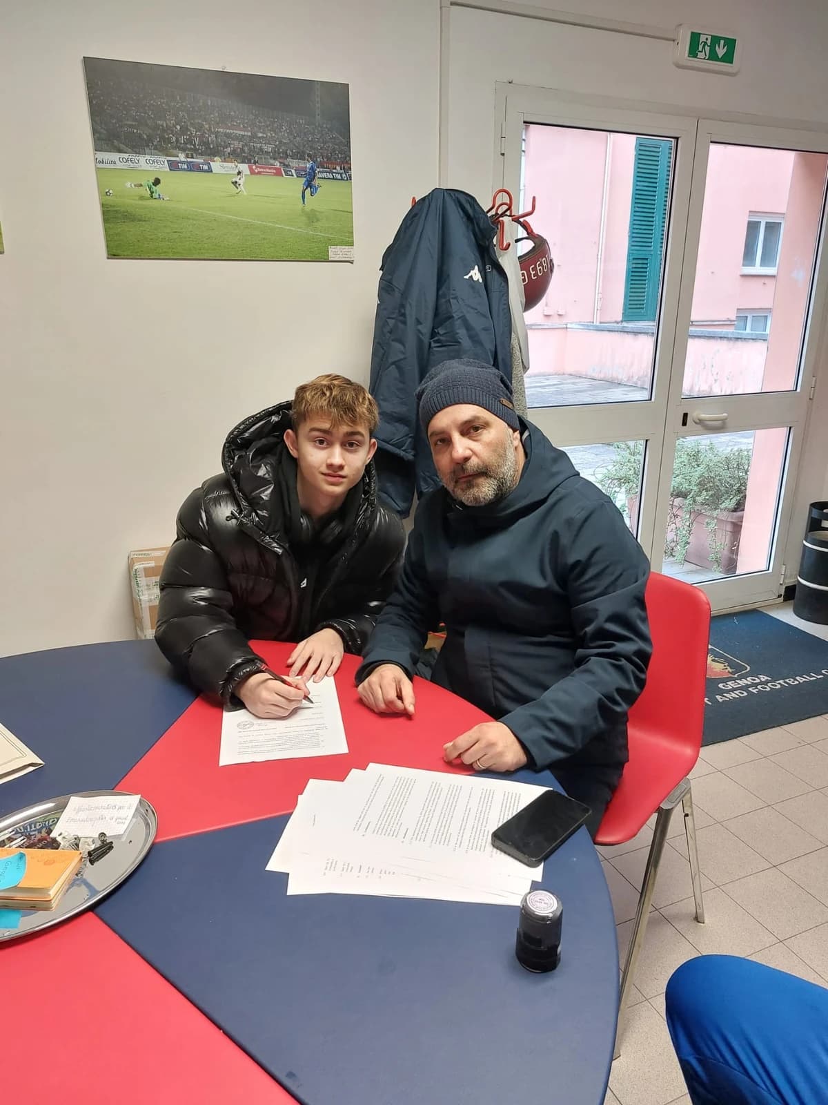 Noua "perlă" a fotbalului românesc pleacă de la Genoa