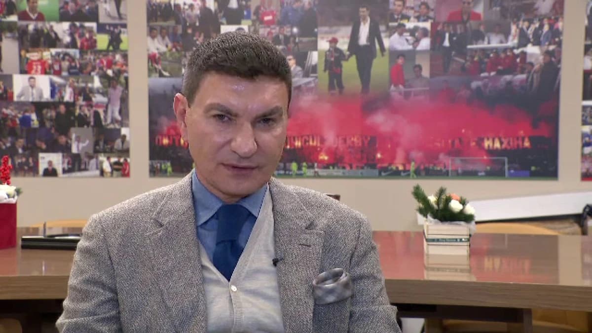 Noua siglă a lui Dinamo l-a enervat pe Cristi Borcea: ”Cum să faci așa ceva? E poză de Playboy”