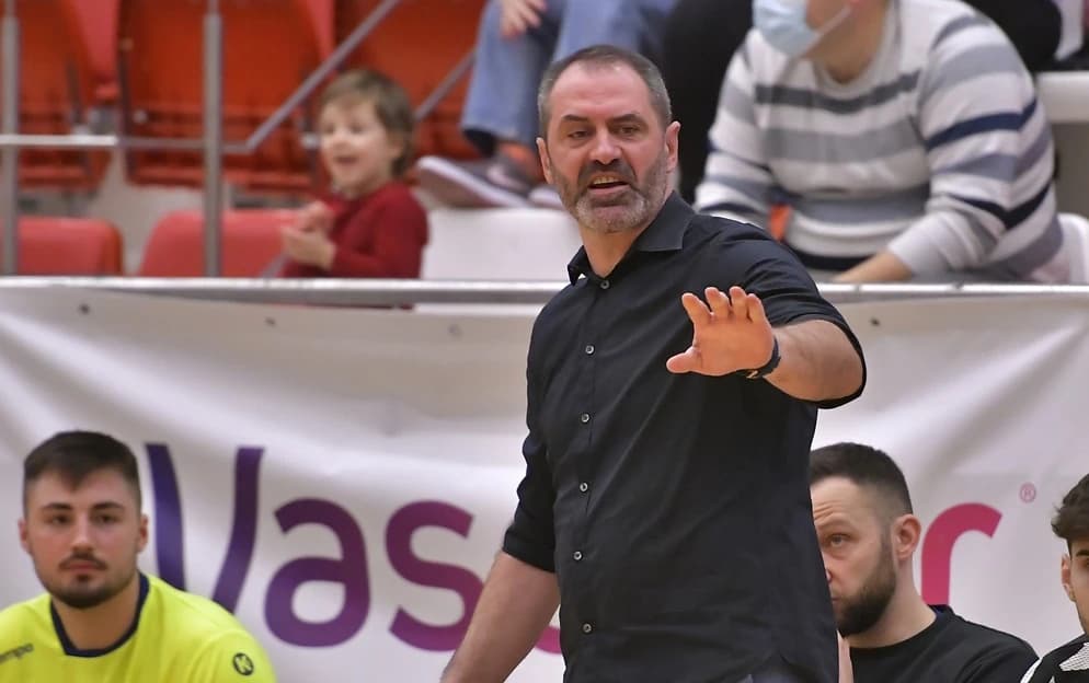 Noul selecționer al României: "Focusul nostru va fi direct meciul cu Polonia"
