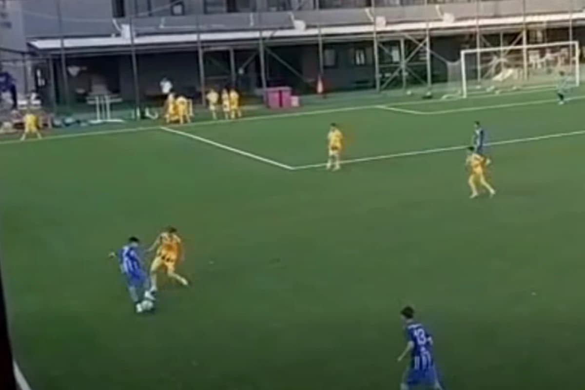 Noul talent din Academia Hagi face senzație la doar 13 ani! Fază de generic » A trecut printre adver