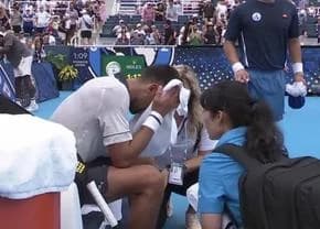 Novak Djokovic, eliminat în turul secund la Cincinnati! Scene dure: sârbul a vomitat în prosop din c