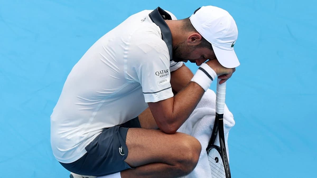 Novak Djokovic out of Cincinnati Open in second round after struggling with heat and humidity agains