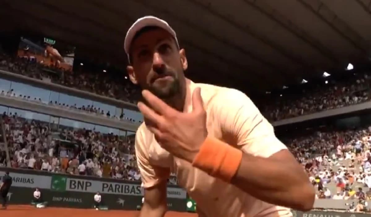 Novak Djokovic şi-a ieşit din minţi la Roland Garros: “Pentru numele lui Dumnezeu”. Organizatorii au