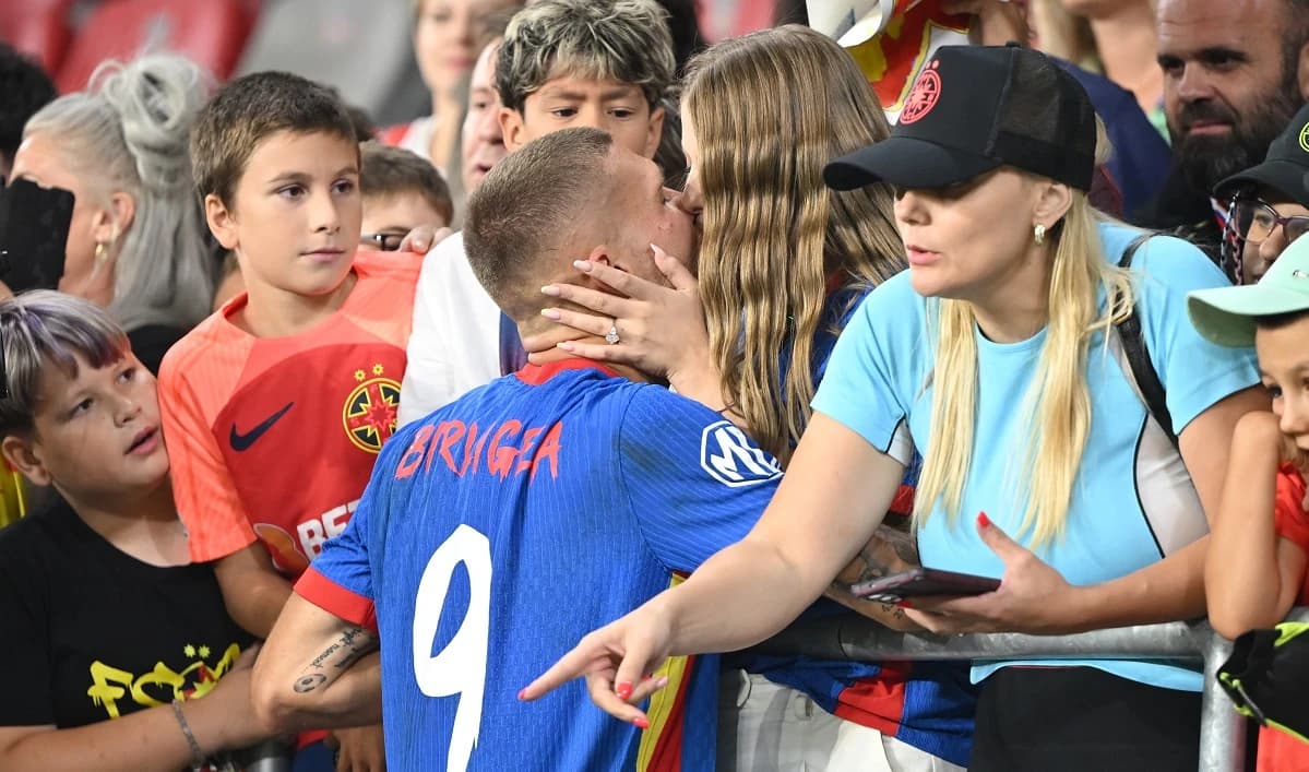 „Nu ai voie să faci aşa ceva”. Daniel Bîrligea, taxat după gestul făcut la finalul meciului FCSB – F