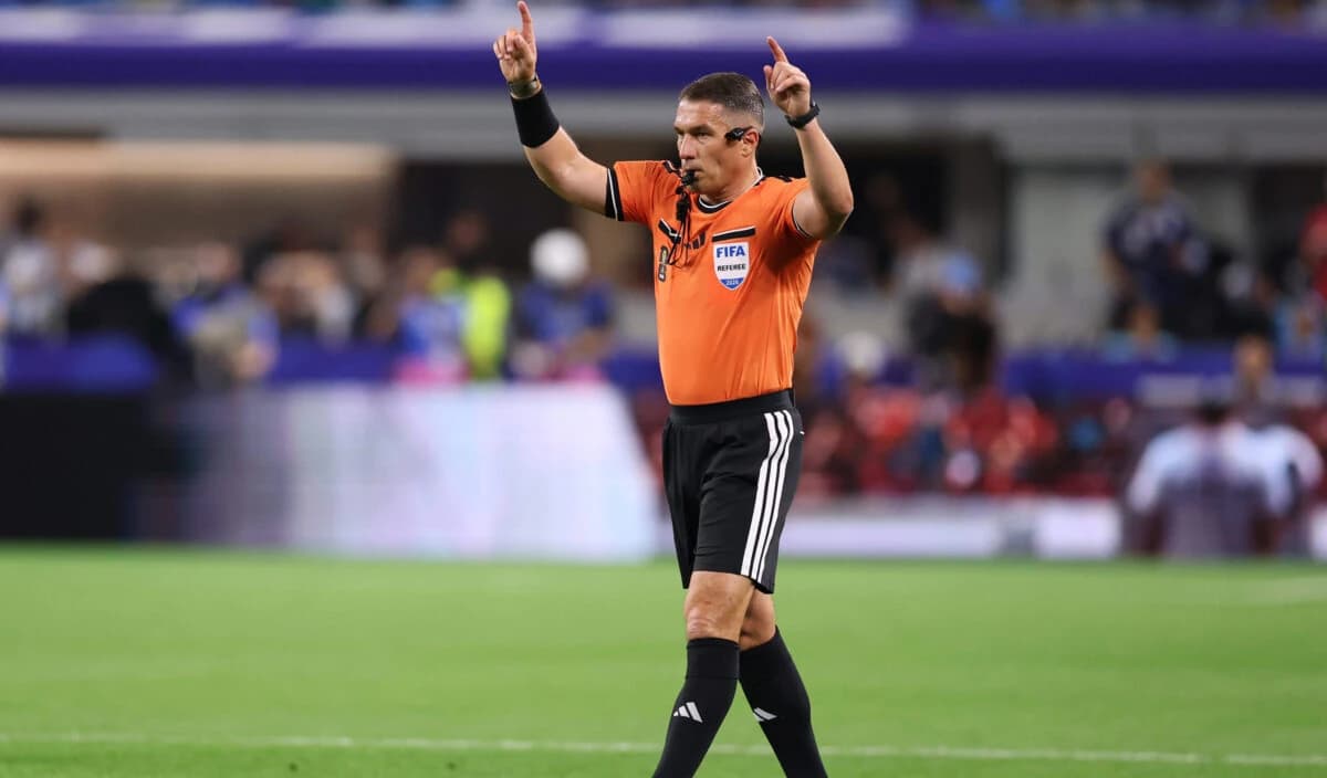O nouă lovitură pentru Istvan Kovacs. FIFA a decis ce se întâmplă cu arbitrul român la Mondial