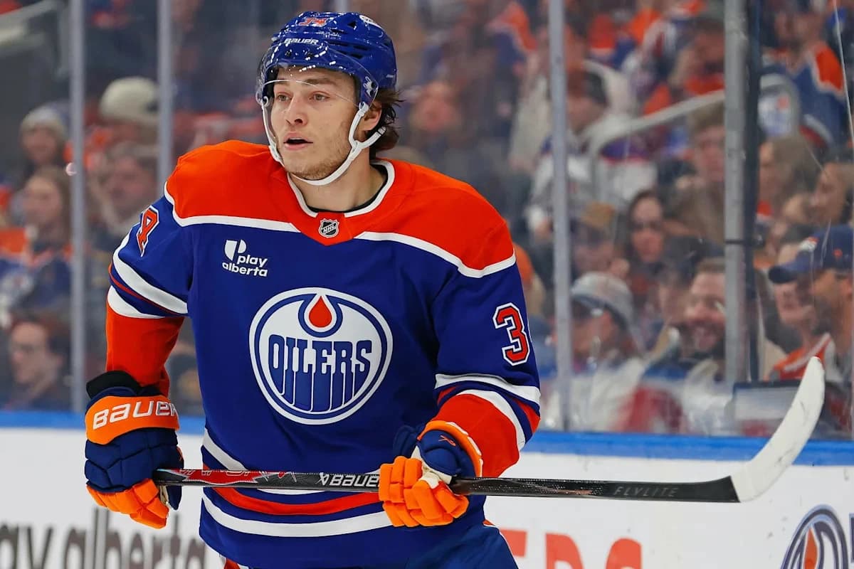 Oilers Officially Sign Every Blackhawks Player Acquired At Deadline