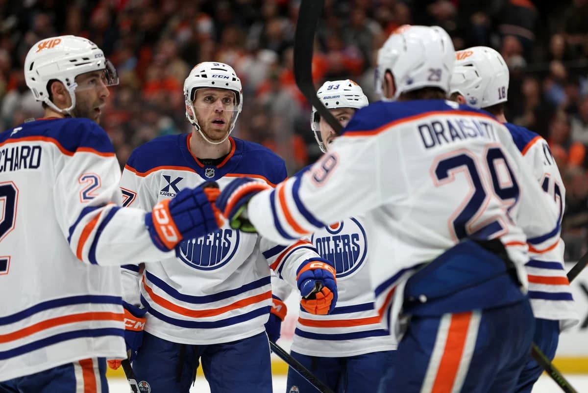 Oilers Positioned For Major Move as Bowman Drops Hint About Timing And Opportunity
