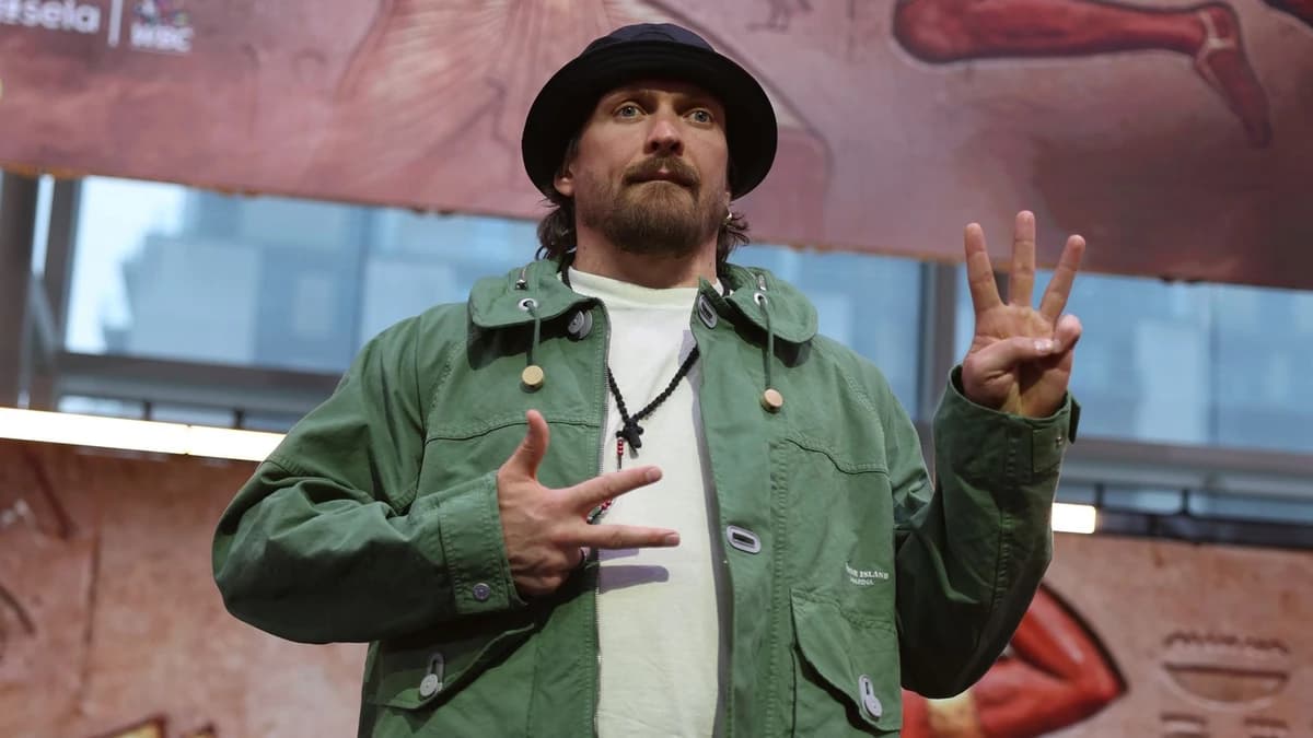 Oleksandr Usyk weighs final fight options as promoter rules out Tyson Fury trilogy: 'I believe that