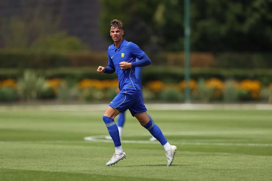 Ollie Harrison joins Wimbledon on loan | News | Official Site