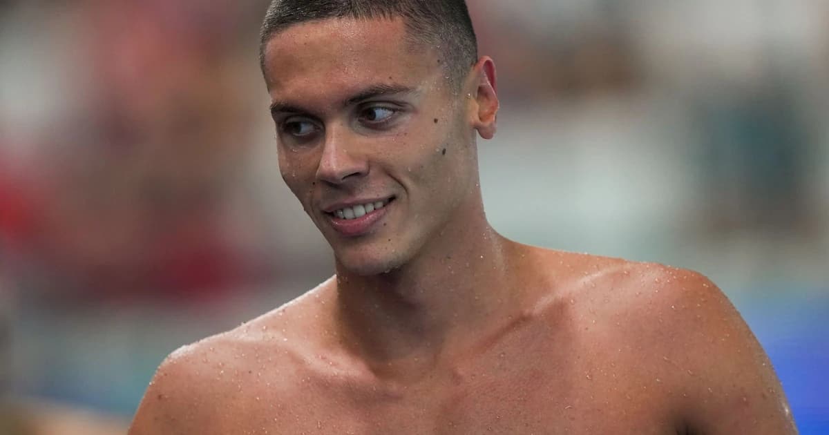 Ora finalei lui David Popovici la 100 m liber! Românul luptă azi pentru medalia de AUR la Paris