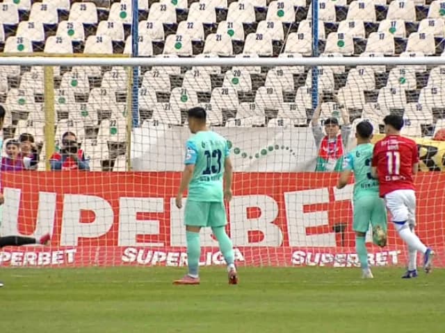 Oțelul - UTA 1-0 | Moldovenii s-au impus grație penalty-ului din minutul 16. Oaspeții au terminat me