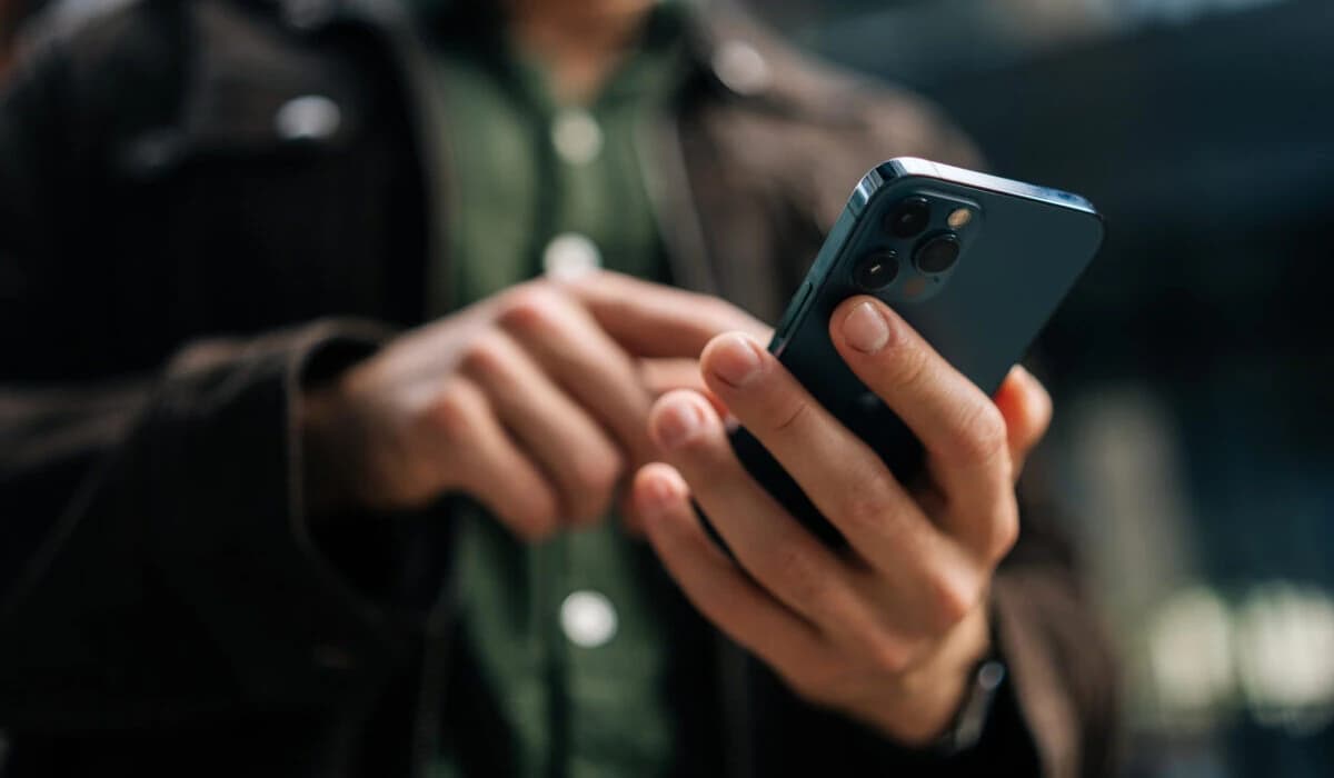 (P) Aplicații bancare mobile în România