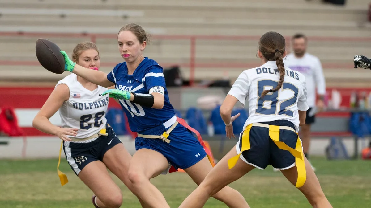 Pace flag football to district final, 3 tennis teams to regional finals