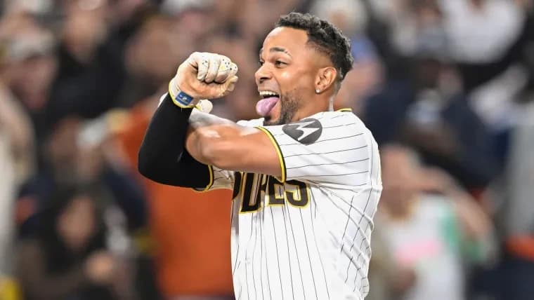 Padres 'untradeable' $280 million infielder is going to be a problem for a while
