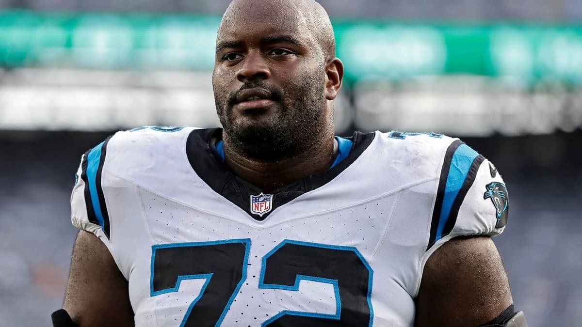 Panthers RT Moton suffers fractured fibula, will be 'out for a while'