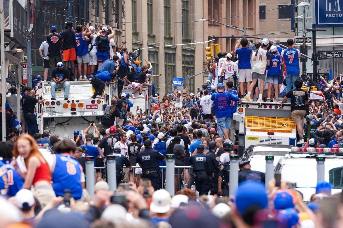 Paradă impresionantă pe străzile din New York, după titlul lui Knicks + discurs memorabil al primaru