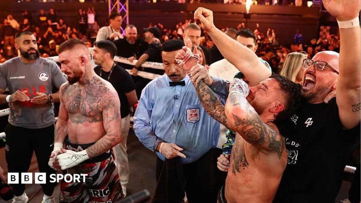 Paro dethrones Crocker to land welterweight title