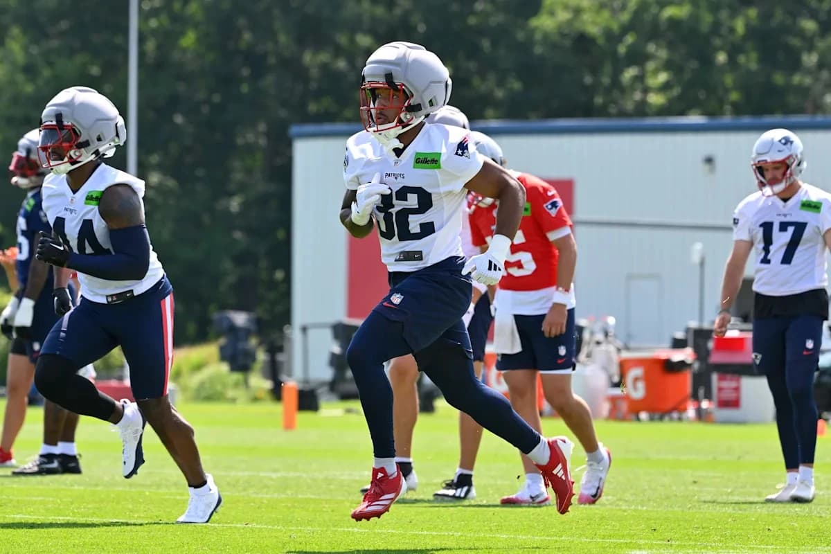 Patriots RB TreVeyon Henderson gets update after injury scare