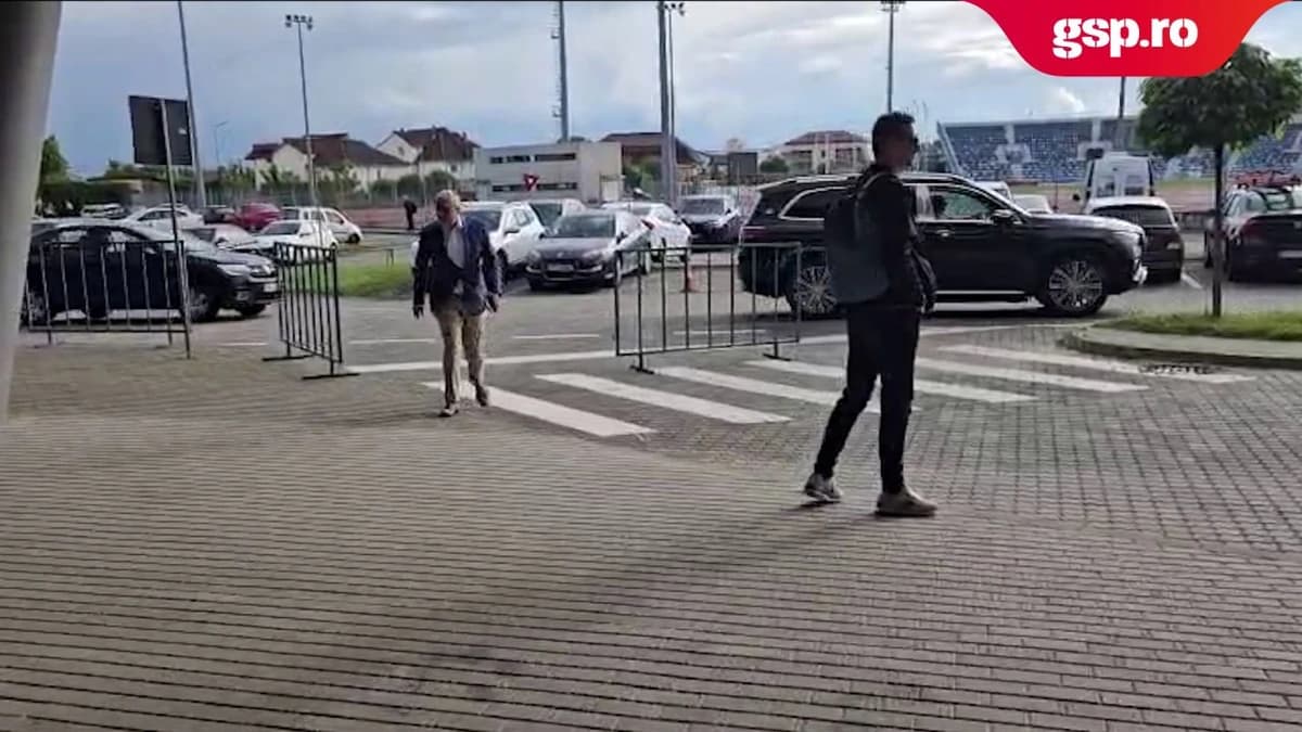 Patronul Craiovei, Mihai Rotaru, a ajuns la stadion înaintea meciului cu U Cluj
